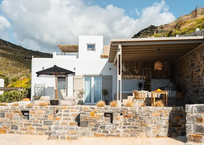 Pleiades Villas Naxos