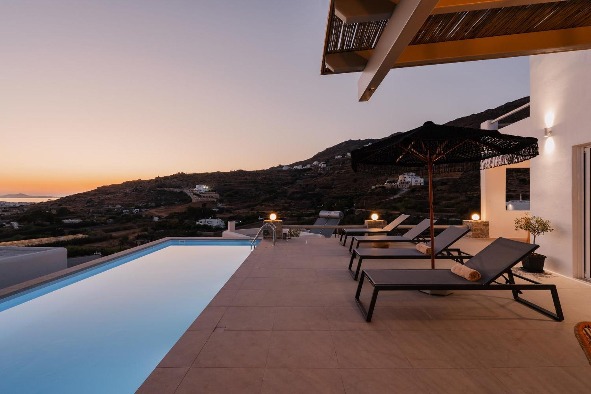 Villa Pleiades Naxos